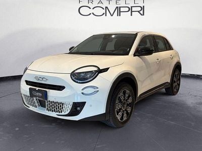 Usata Fiat 600 145 CV (106 kW) 2025 Bianco SUV