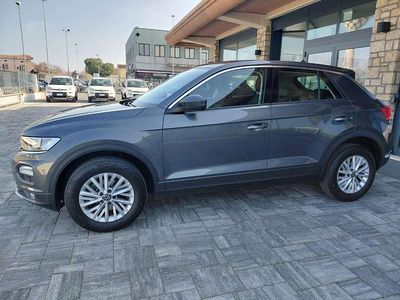 Usata VW T-Roc Business 150 CV (110 kW) 2021 Grigio SUV