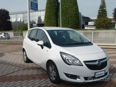 Usata Opel Meriva 120 CV (88 kW) 2016 Bianco Monovolume