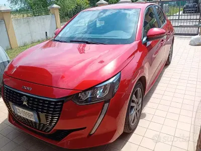 Usata Peugeot 208 Active 75 CV (55 kW) 2021 Rosso Utilitaria