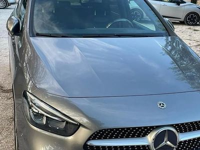 Usata Mercedes 180 2020 Grigio Berlina