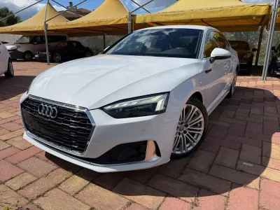 Käytetty Audi A5 Sportback Ambiente 170 HP (125 kW) 2020 Valkoinen Viistoperä