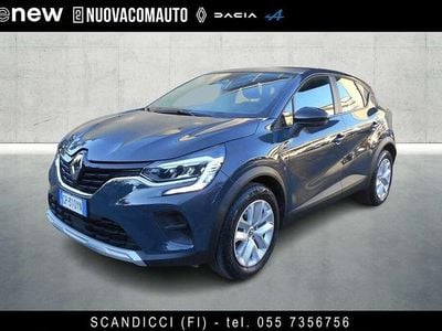 Usata Renault Captur Equilibre 91 CV (66 kW) 2023 61h blu marine SUV