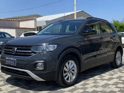 Usata VW T-Cross Style 110 CV (80 kW) 2021 Grigio SUV