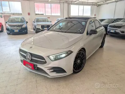 Usata Mercedes A250 Premium 224 CV (164 kW) 2018 Grigio Berlina