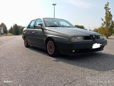 Usata Alfa Romeo 155 116 CV (85 kW) 1995 Grigio Berlina