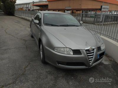 usata Alfa Romeo GT 1.9 JTDM 16V Distinctive