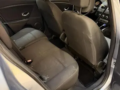 Usata Renault Mégane III 90 CV (66 kW) 2009 Grigio Berlina