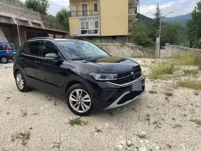 Usata VW T-Cross 115 CV (84 kW) 2024 Nero SUV