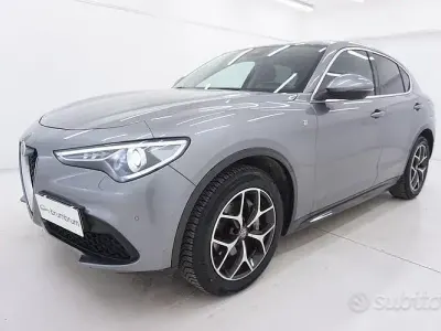 Usata Alfa Romeo Stelvio Ti 190 CV (139 kW) 2021 Grigio SUV