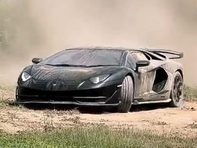 usata Lamborghini Aventador - 2021