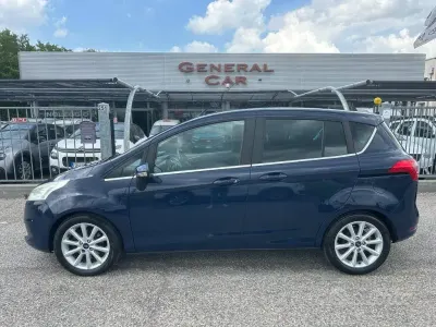 Usata Ford B-MAX Titanium 90 CV (66 kW) 2015 Blu Monovolume