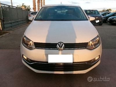 Usata VW Polo Comfortline 75 CV (55 kW) 2015 Bianco Berlina