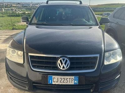 Usata VW Touareg 174 CV (127 kW) 2003 Nero SUV