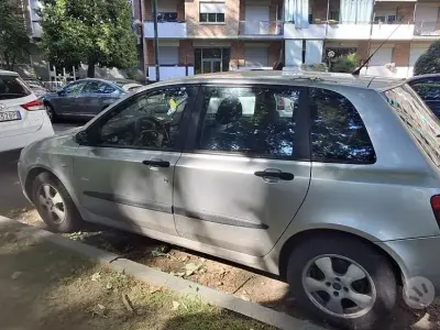Usata Fiat Stilo 101 CV (74 kW) 2005 Grigio Berlina