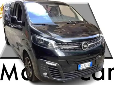Usata Opel Zafira Life Business Edition 100 kW (136 CV) 2024 Nero Monovolume