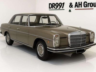 Usata Mercedes 220 158 CV (116 kW) 1968 Argento