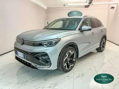 Usata VW Tiguan R-line Plus 150 CV (110 kW) 2025 Argento SUV