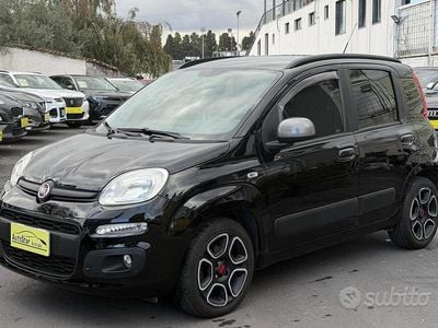 Usata Fiat Panda Lounge 69 CV (50 kW) 2013 Nero Utilitaria