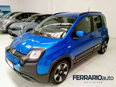 Usata Fiat Panda Cross Cross 69 CV (50 kW) 2025 Blu italia Utilitaria