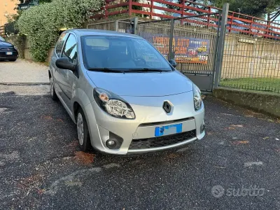 Gebraucht Renault Twingo Dynamique 58 PS (42 kW) 2010 Grau Kleinwagen