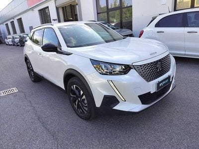 Gebraucht Peugeot e-2008 Allure 100 kW (136 PS) 2023 Weiß SUV