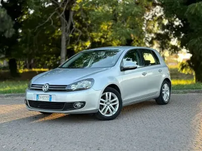 Usata VW Golf VI Comfortline 122 CV (89 kW) 2011 Grigio Utilitaria