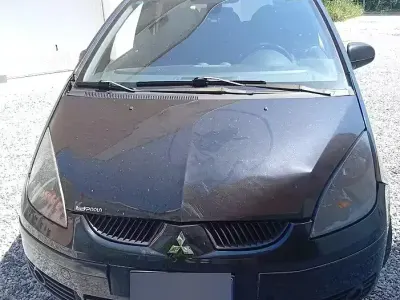 Usata Mitsubishi Colt 2008 Nero Berlina
