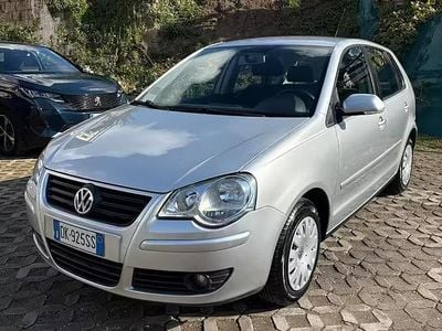 Usata VW Polo Trendline 70 CV (51 kW) 2007 Grigio Utilitaria