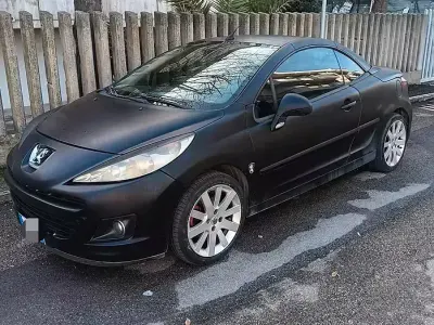 Usata Peugeot 207 CC 109 CV (80 kW) 2007 Cabrio