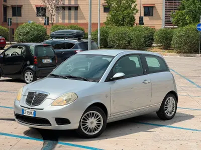 Usata Lancia Ypsilon