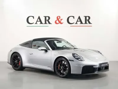 Usata Porsche 911 Targa 4 541 CV (397 kW) 2024 Argento Cabrio