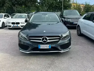 Usata Mercedes C220 90 CV (66 kW) 2010 Grigio Berlina