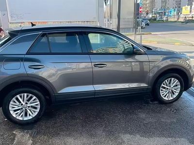 Usata VW T-Roc 116 CV (85 kW) 2020 Grigio SUV