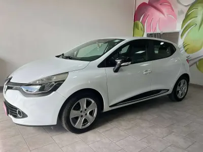 Usata Renault Clio IV 75 CV (55 kW) 2013 Bianco Berlina