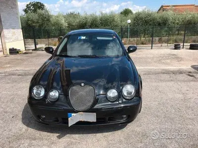 Usata Jaguar S-Type R 396 CV (291 kW) 2002 Nero Berlina