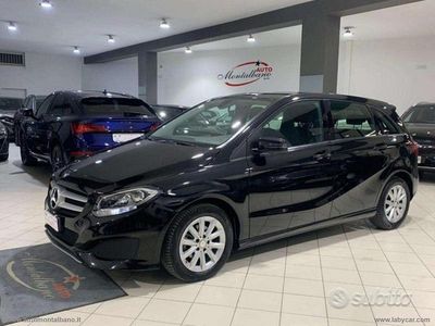 Usata Mercedes B180 Business 109 CV (80 kW) 2015 Nero Monovolume