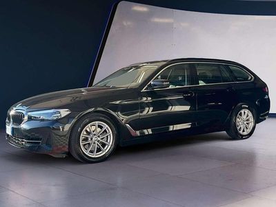 Nero Usata 2022 BMW 520 Station wagon | 33.300 € (Buon prezzo)