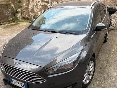 Begagnad Ford Focus 120 HK (88 kW) 2018 Grå Kombi