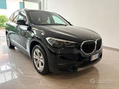 Usata BMW X1 Advantage 220 CV (161 kW) 2021 Nero SUV