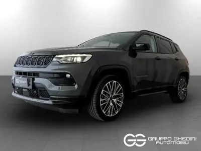 Usata Jeep Compass Summit 131 CV (96 kW) 2025 Grigio SUV