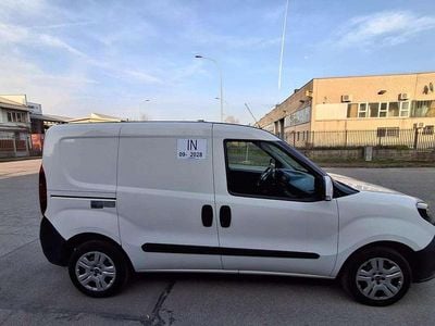 Usata Fiat Doblò Dynamic 95 CV (69 kW) 2019 Bianco Monovolume