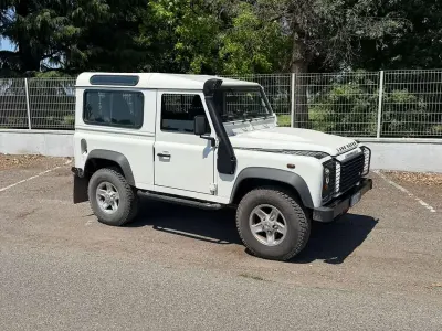 Usata Land Rover Defender SE 122 CV (89 kW) 2007 Bianco Station wagon