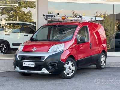Usata Fiat Fiorino 95 CV (69 kW) 2017 Rosso Monovolume