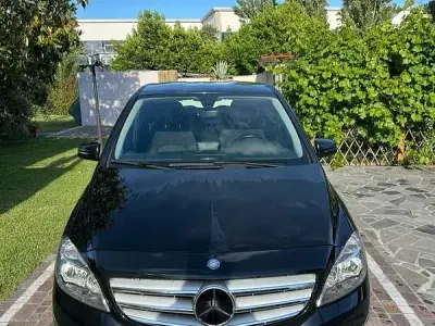 Usata Mercedes B180