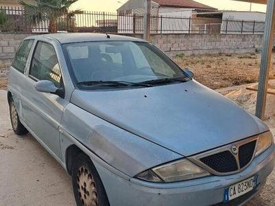 Usata Lancia Ypsilon 2002 Utilitaria