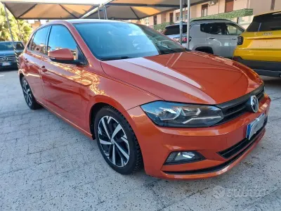 Usata VW Polo Highline 95 CV (69 kW) 2018 Arancione Utilitaria