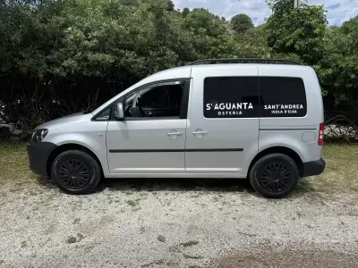 Begagnad VW Caddy 105 HK (77 kW) 2014 Minibuss