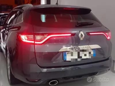 Usata Renault Mégane GrandTour 116 CV (85 kW) 2019 Grigio Station wagon