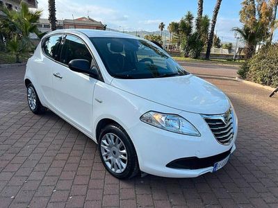 Bianco Usata 2014 Lancia Ypsilon Gold Utilitaria | 5499 € (Buon prezzo)